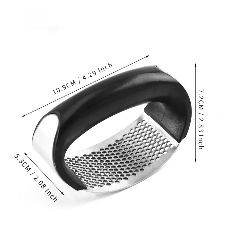 Manual garlic press: Easy, quick, and durable