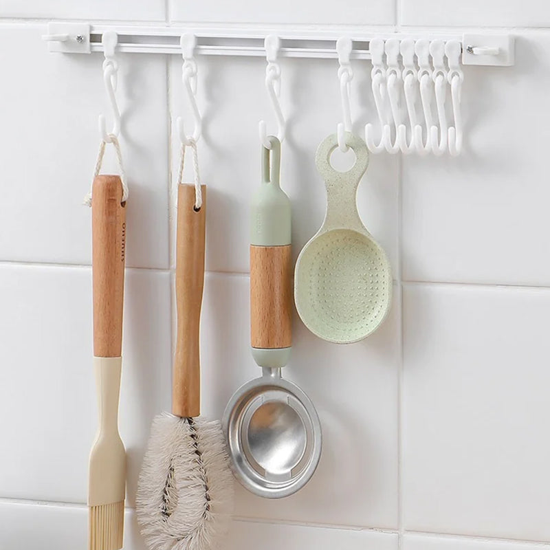 Multi-functional sliding hook: Easily organize your space